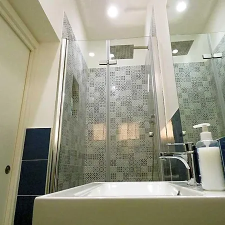 فندق مبيت وإفطار Lemon Flats 4*