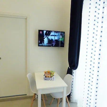 Lemon Flats Oda ve Kahvaltı Napoli